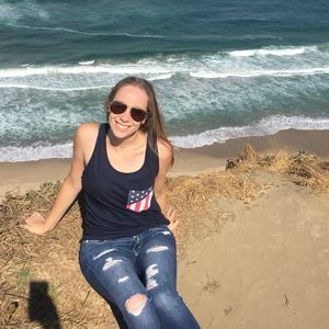 Meet your Posher, Claire